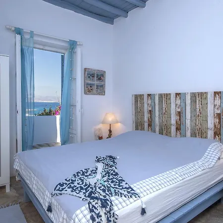 Veni Santa Maria (Paros)