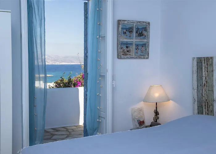 Veni Santa Maria (Paros)