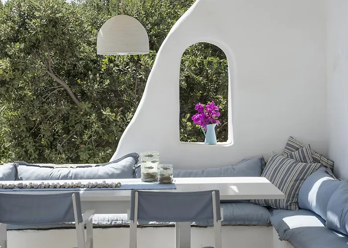 Veni * Santa Maria (Paros)